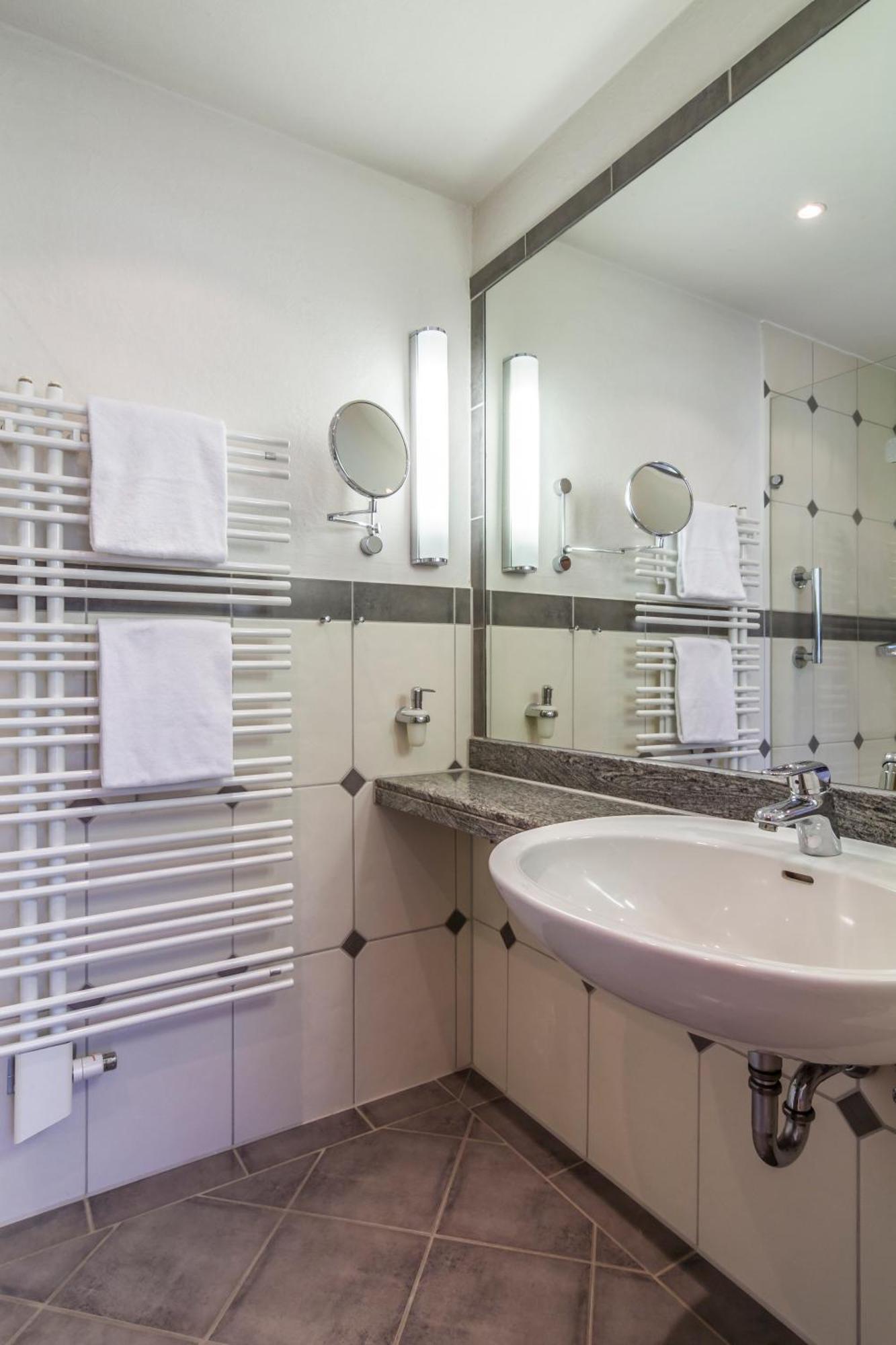 Waldhotel Bad Sulzburg Ngoại thất bức ảnh