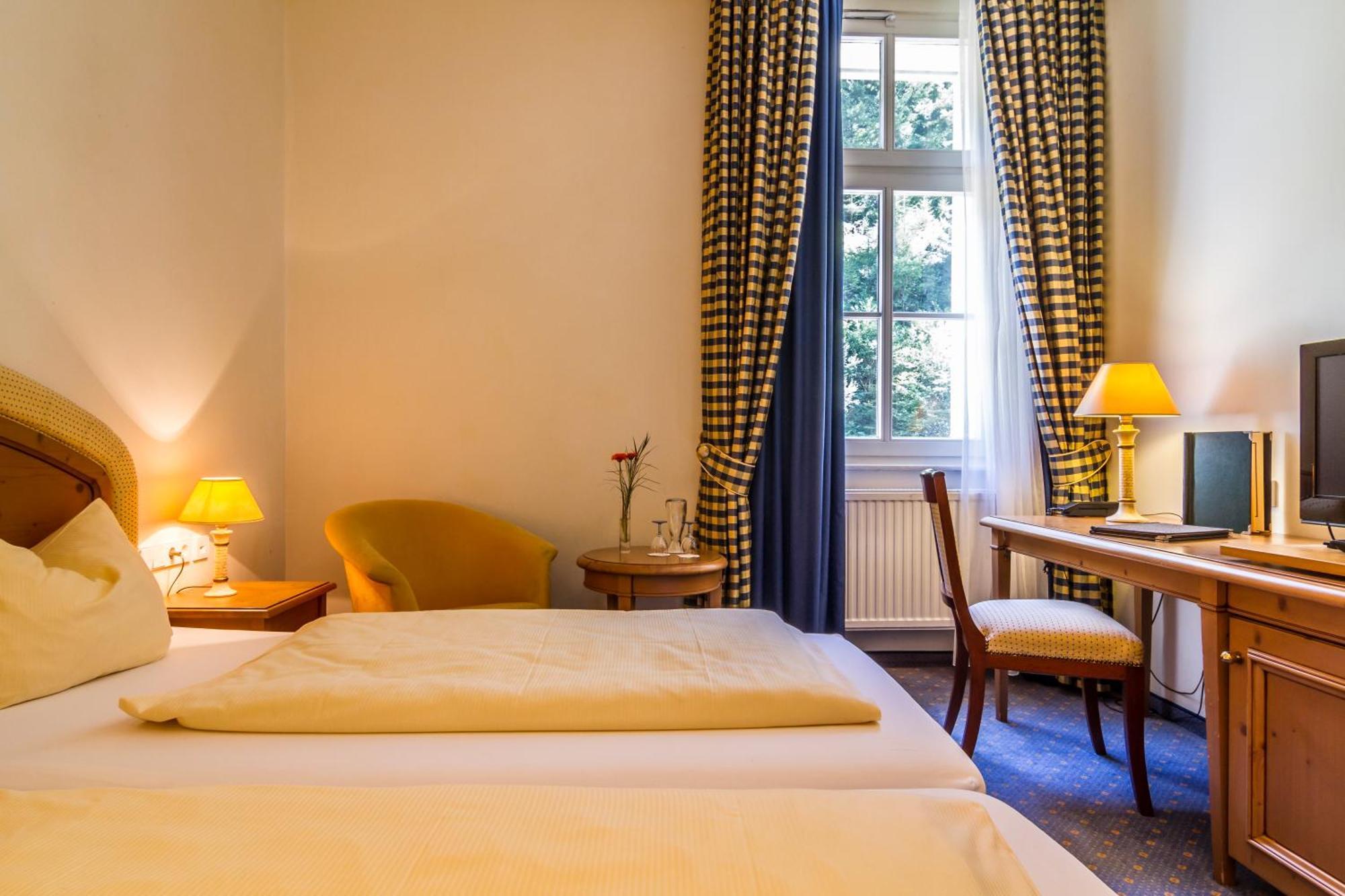 Waldhotel Bad Sulzburg Ngoại thất bức ảnh